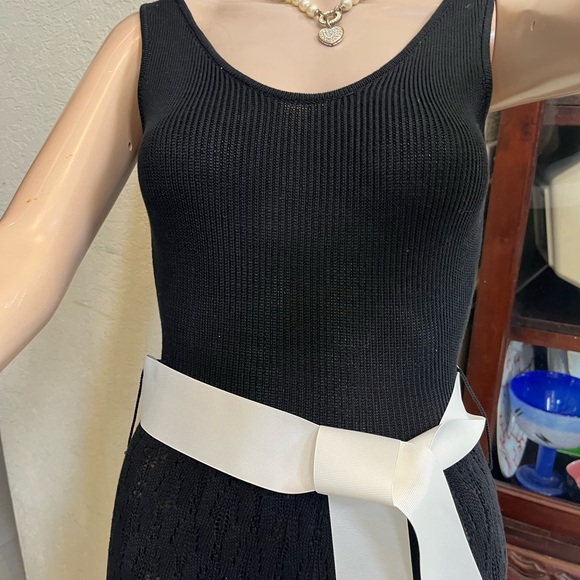Dresses & Skirts - Black Sleeveless Dress with White Bow